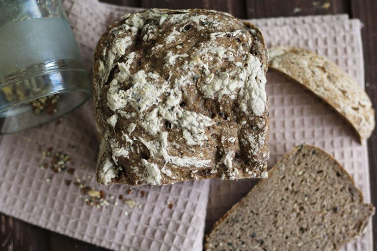 Paine Fara Gluten Integrala / Rustica - La Masina De Paine | Celiaci.ro